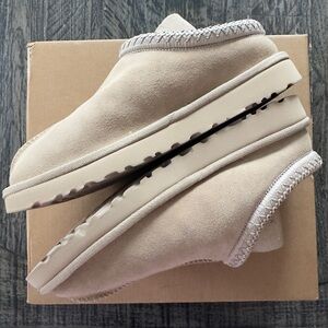 UGG Tasman “Mustard Seed” women’s 9 / EU 40